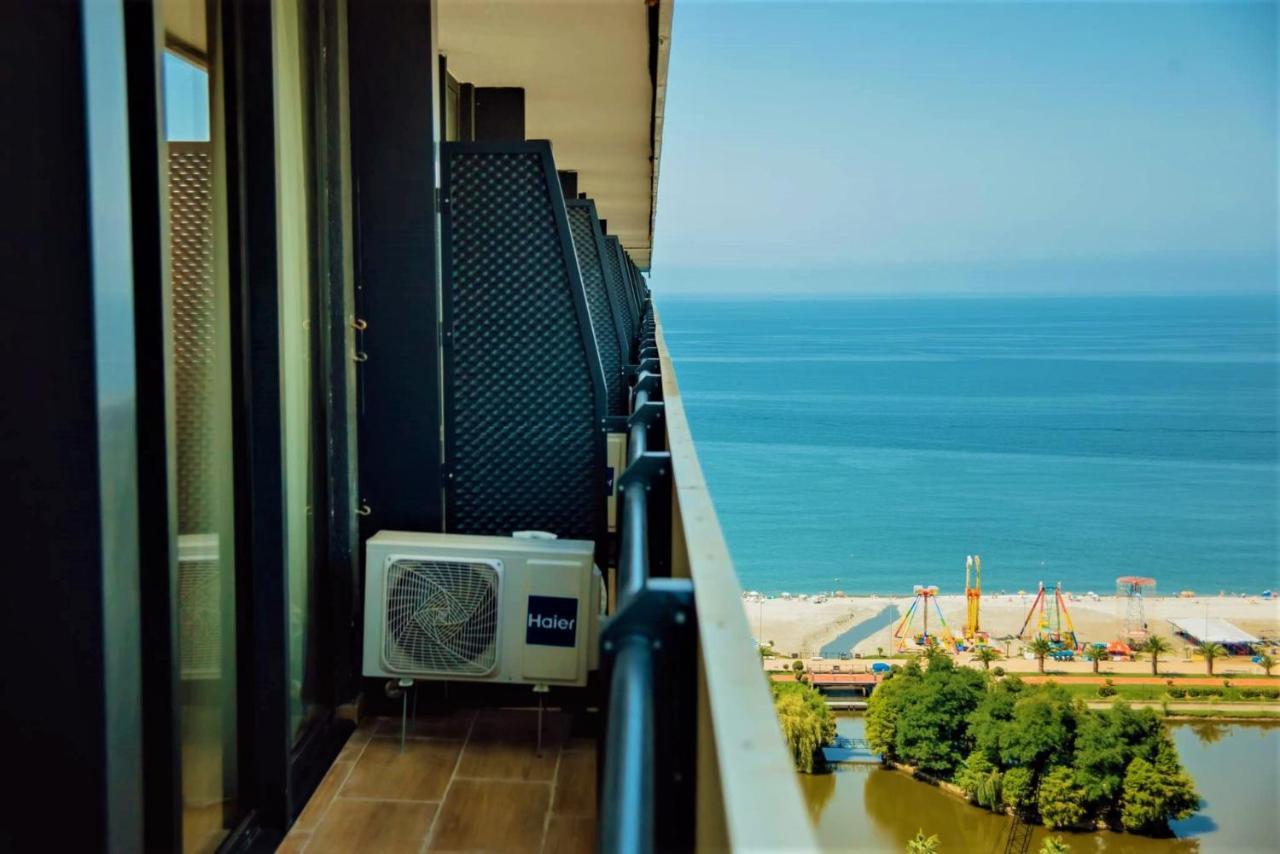 Orbi City Sea View - Special Category Lejlighedshotel Batumi Eksteriør billede