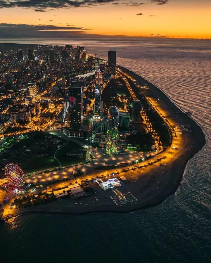 Orbi City Sea View - Special Category Lejlighedshotel Batumi Eksteriør billede