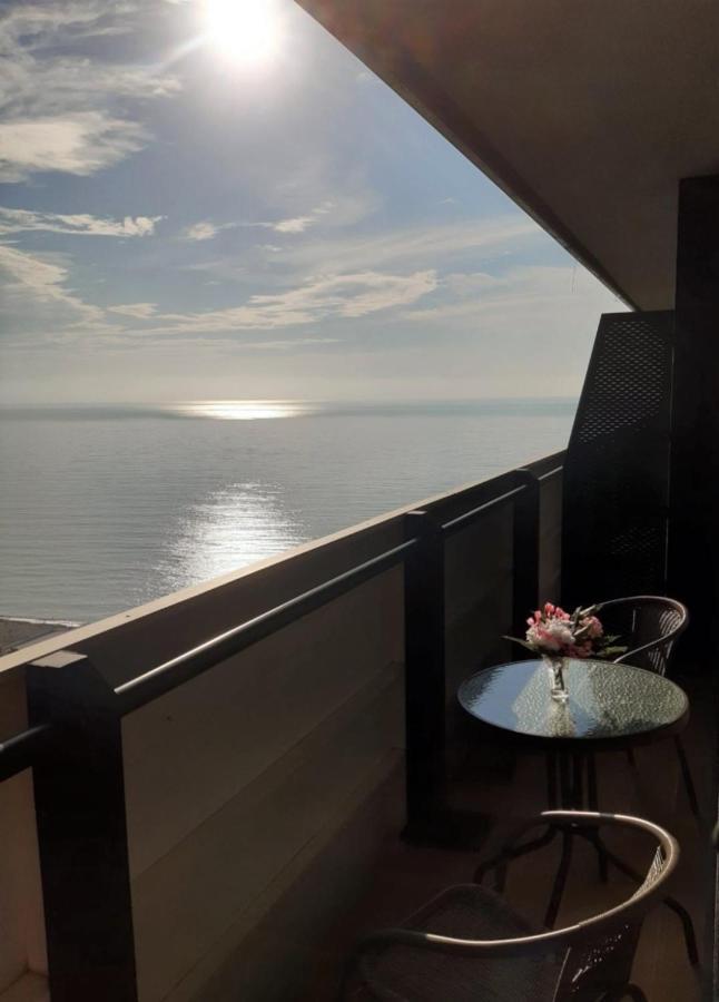 Orbi City Sea View - Special Category Lejlighedshotel Batumi Eksteriør billede